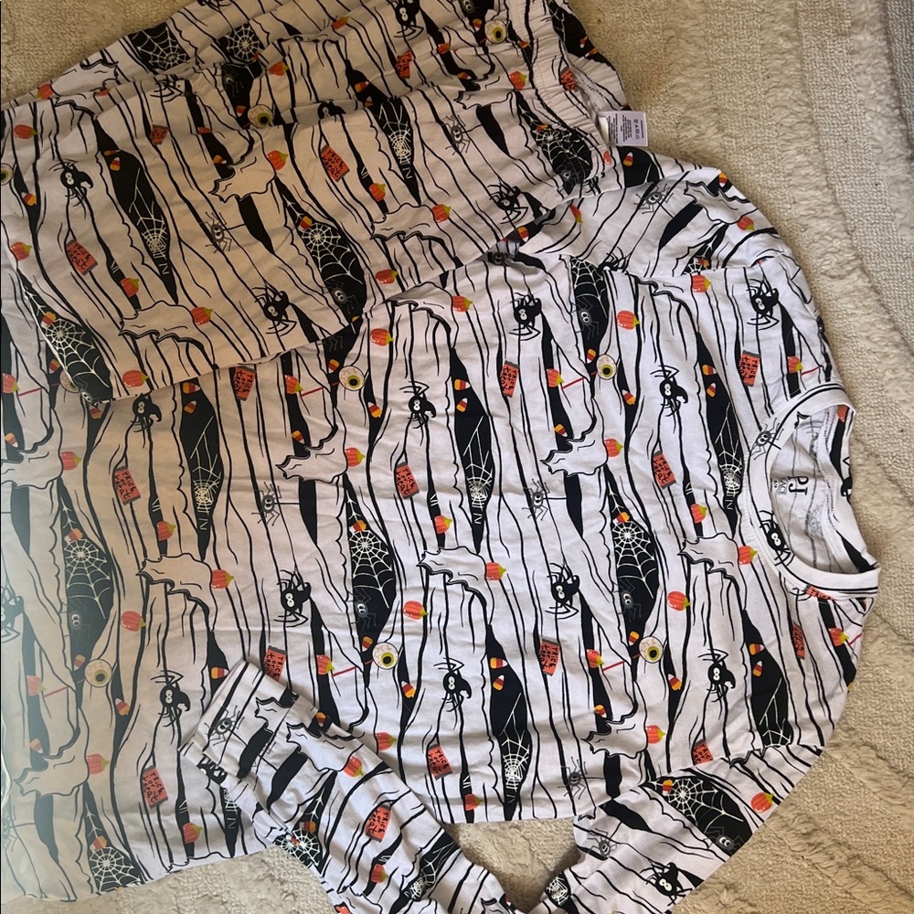 Children's place adult pajama set small